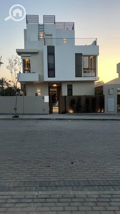 4 Bedroom Villa for Sale in Shorouk City, Cairo - WhatsApp Image 2025-09-27 at 3.51. 45 PM. jpeg