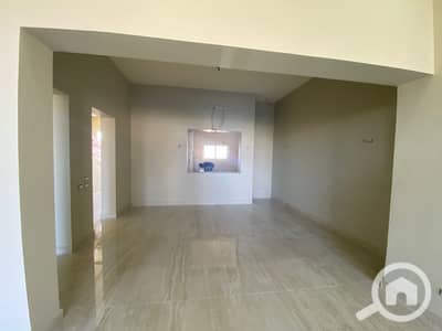 4 Bedroom Penthouse for Sale in 6th of October, Giza - IMG-20250923-WA0031. jpg