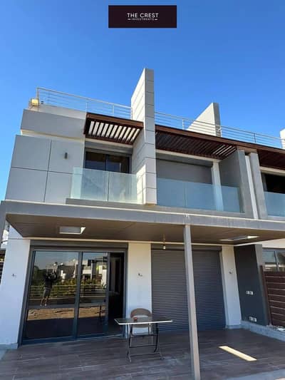 3 Bedroom Townhouse for Sale in 6th of October, Giza - 515542817_122265130628203183_6073920055790126920_n (1). jpg