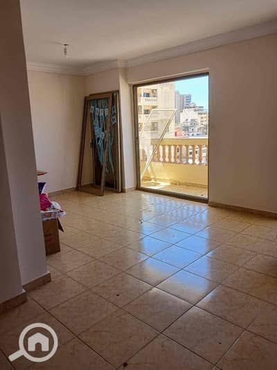 3 Bedroom Flat for Rent in Roushdy, Alexandria - 10484bba-0bd0-4d9e-9fa6-883c4663830a. jpg