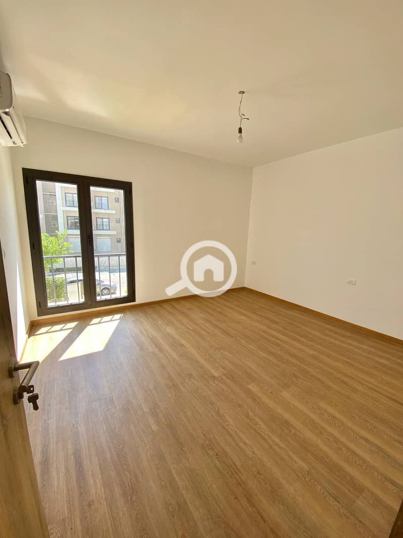 3 524632468_1051546407132916_6292376558781058178_n. jpg