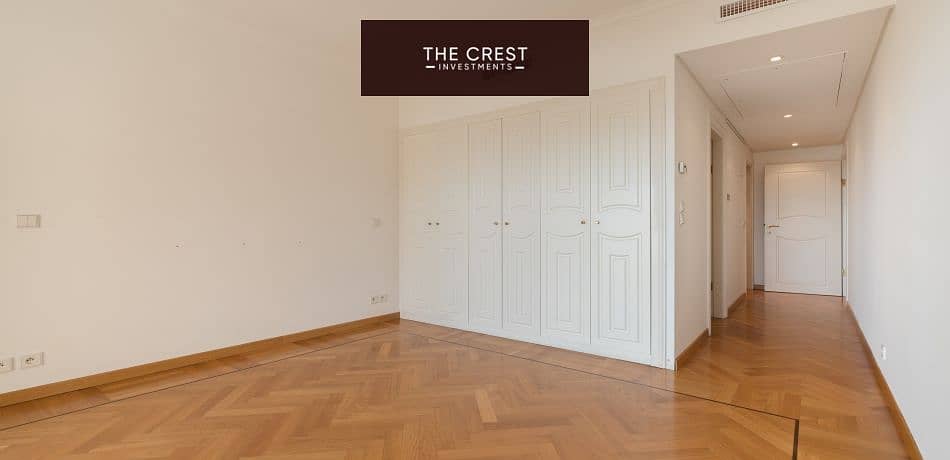 7 French-Riviera-Interiors-Step2-storage-Miells-and-partners-. jpg
