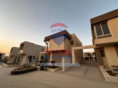 4 Bedroom Townhouse for Sale in 6th of October, Giza - 1115 (25). jpeg