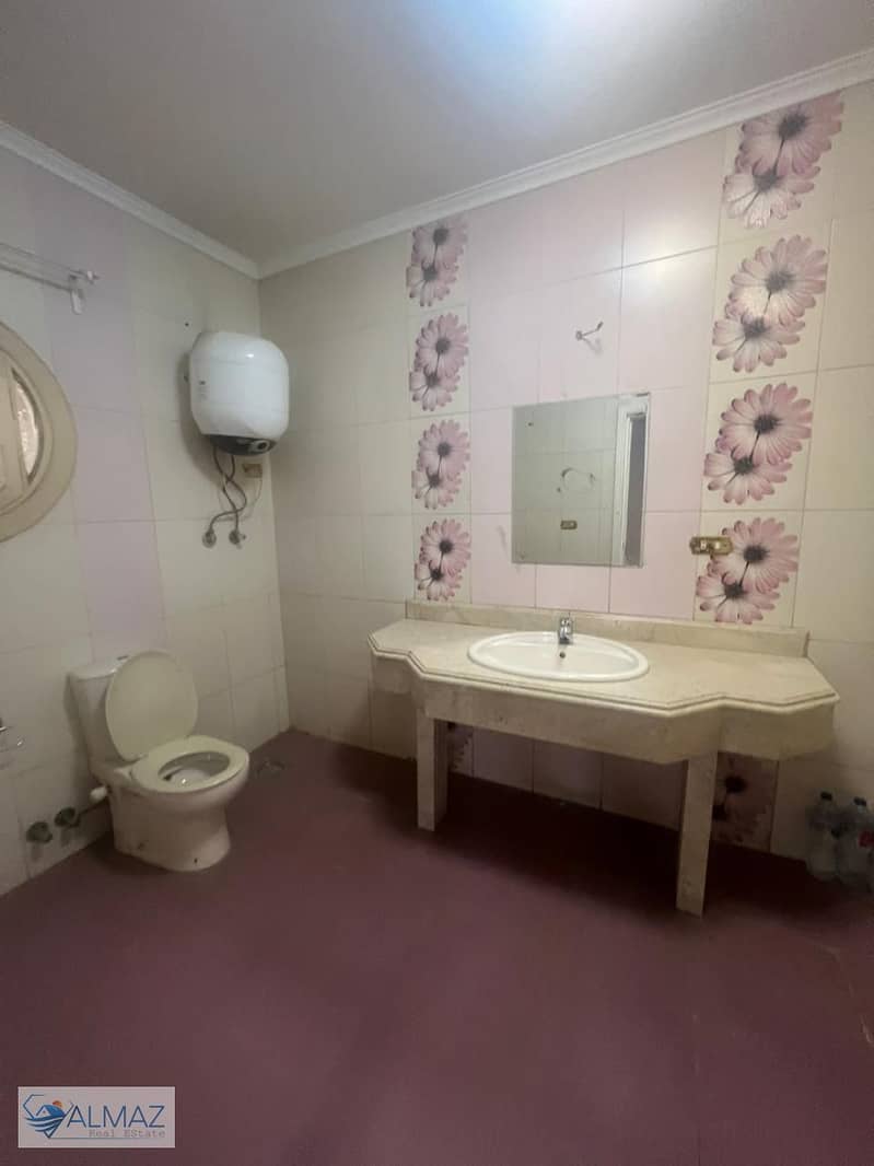 14 WhatsApp Image 2025-09-28 at 11.19. 51 AM. jpeg