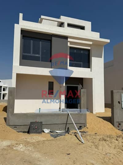 فیلا 4 غرف نوم للبيع في الشيخ زايد، الجيزة - IMG-20250927-WA0087. jpg