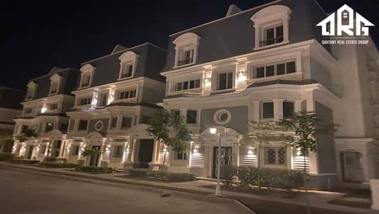 4 Bedroom Duplex for Sale in 6th of October, Giza - a304d3b3-d434-4a6a-9c9f-5c63c9f81c1a. jpg