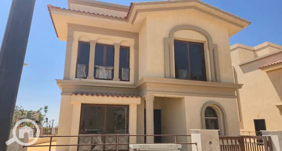 3 Bedroom Villa for Sale in Madinaty, Cairo - ea680134-24ce-4005-acb3-53411888be88. jpeg