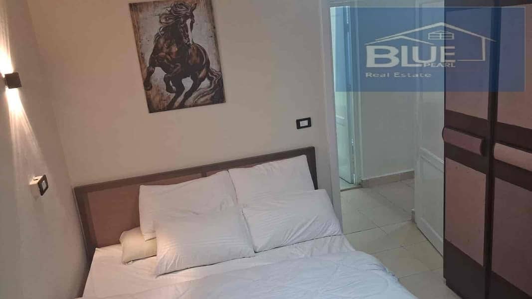 9 03af1d37-e590-4f8e-9a97-d8b1040ee903. jpg