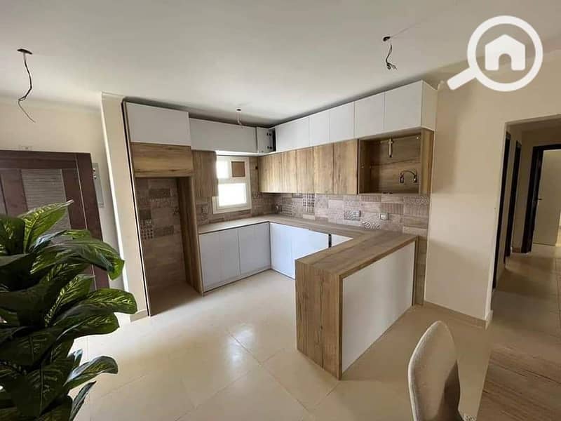 8 89fd3e92-19a7-46a9-ab15-8a6e5ae4d994. jpg