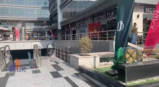 Retail for Sale in New Cairo, Cairo - IMG_٢٠٢٥٠٩٢٨_١٧٢٧٤٩. jpg