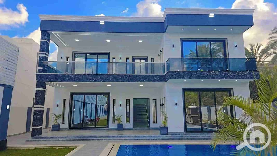 2 FB_IMG_1759078749864. jpg