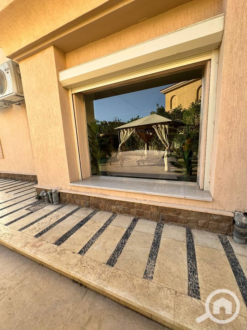 34 72a27607-0652-4767-8842-2a17aacb0e41. jpeg