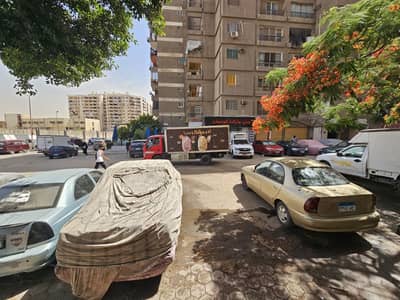 Retail for Sale in Hadayek al-Kobba, Cairo - محل في الامريه شارع ولي العهد