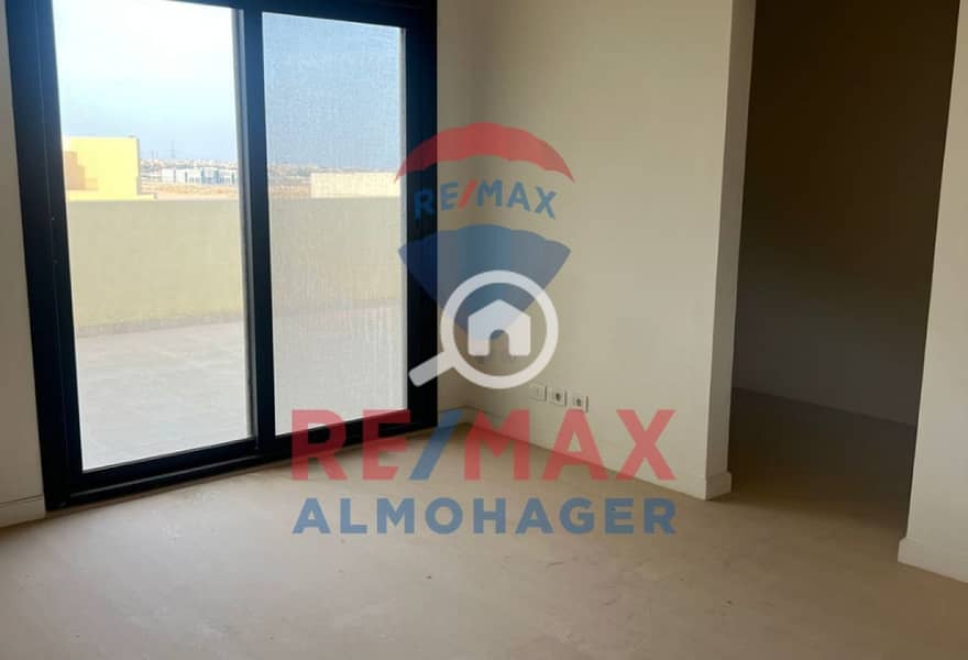 5 5118ef8e-0f91-4309-8b38-8694ea9abbee. jpg