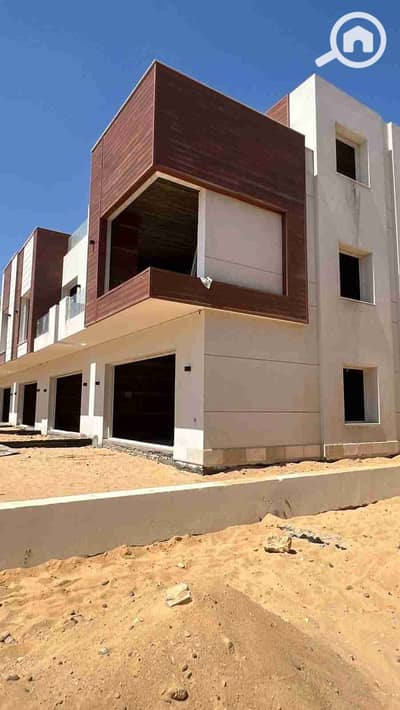 تاون هاوس 4 غرف نوم للبيع في القاهرة الجديدة، القاهرة - 1000330645. jpg
