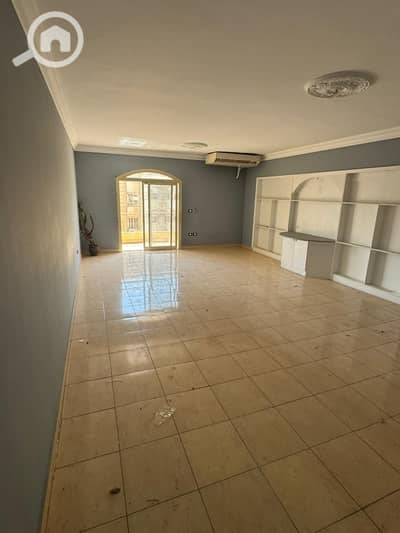 3 Bedroom Apartment for Sale in Zahraa Al Maadi, Cairo - IMG-20250929-WA0035. jpg