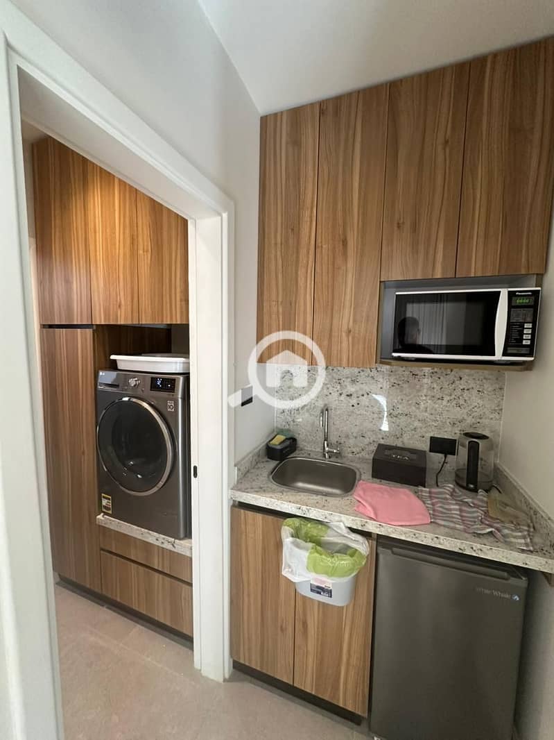 5 WhatsApp Image 2025-08-18 at 12.00. 57 PM (2). jpeg