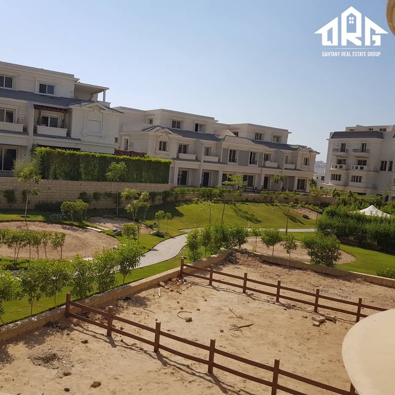 12 ae48cd8c-03e0-48d0-8914-af064f6a9ff0. jpg