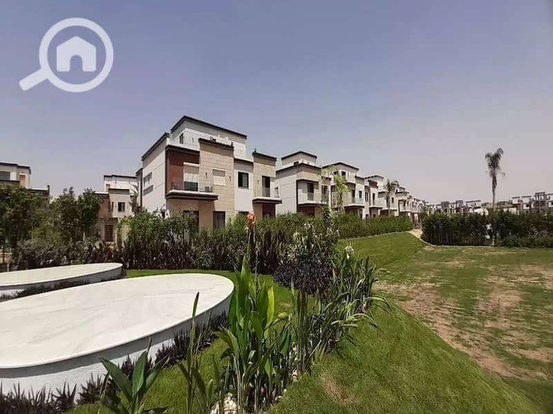 6 4d9492e6-7a5d-4ef7-afd2-df74fd581b23. jpg