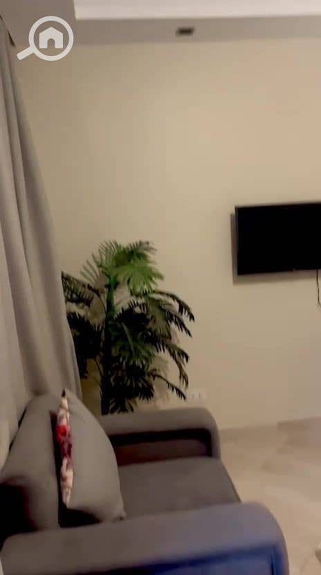 11 WhatsApp Video 2025-09-28 at 18.57. 13_5a9b2dae_000023. jpg