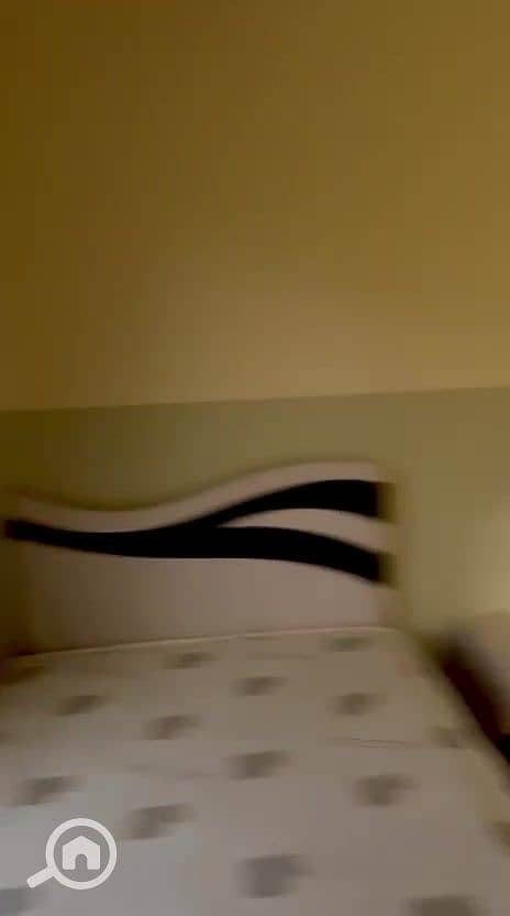 22 WhatsApp Video 2025-09-28 at 21.41. 56_f9a45061_000009. jpg