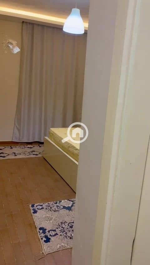 28 WhatsApp Video 2025-09-28 at 21.41. 57_6e7d0e5b_000066. jpg