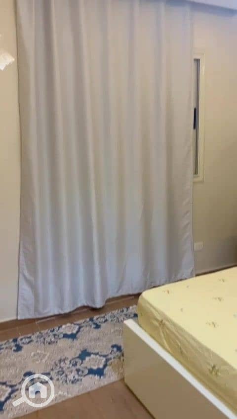 32 WhatsApp Video 2025-09-28 at 21.41. 57_6e7d0e5b_000083. jpg