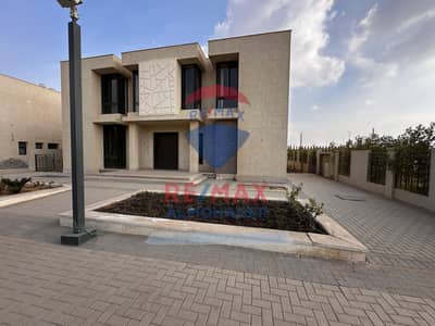 4 Bedroom Townhouse for Sale in 6th of October, Giza - PHOTOS (188). jpeg