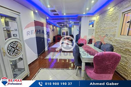 5 Bedroom Flat for Sale in Miami, Alexandria - IMG-20250923-WA0156. jpg