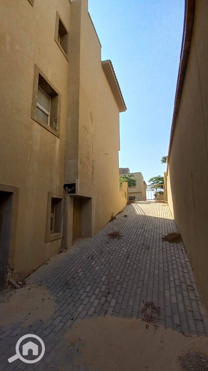 2 WhatsApp Image 2025-09-09 at 5.34. 57 PM. jpeg