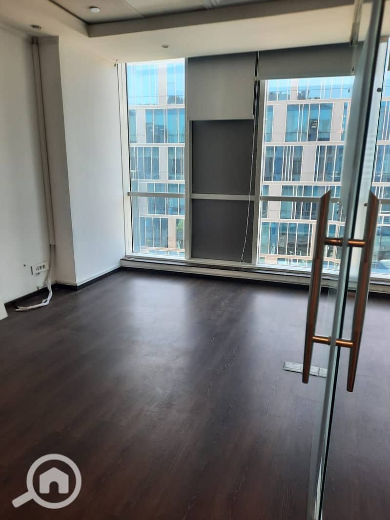 6 WhatsApp Image 2025-09-29 at 4.43. 42 PM (1). jpeg