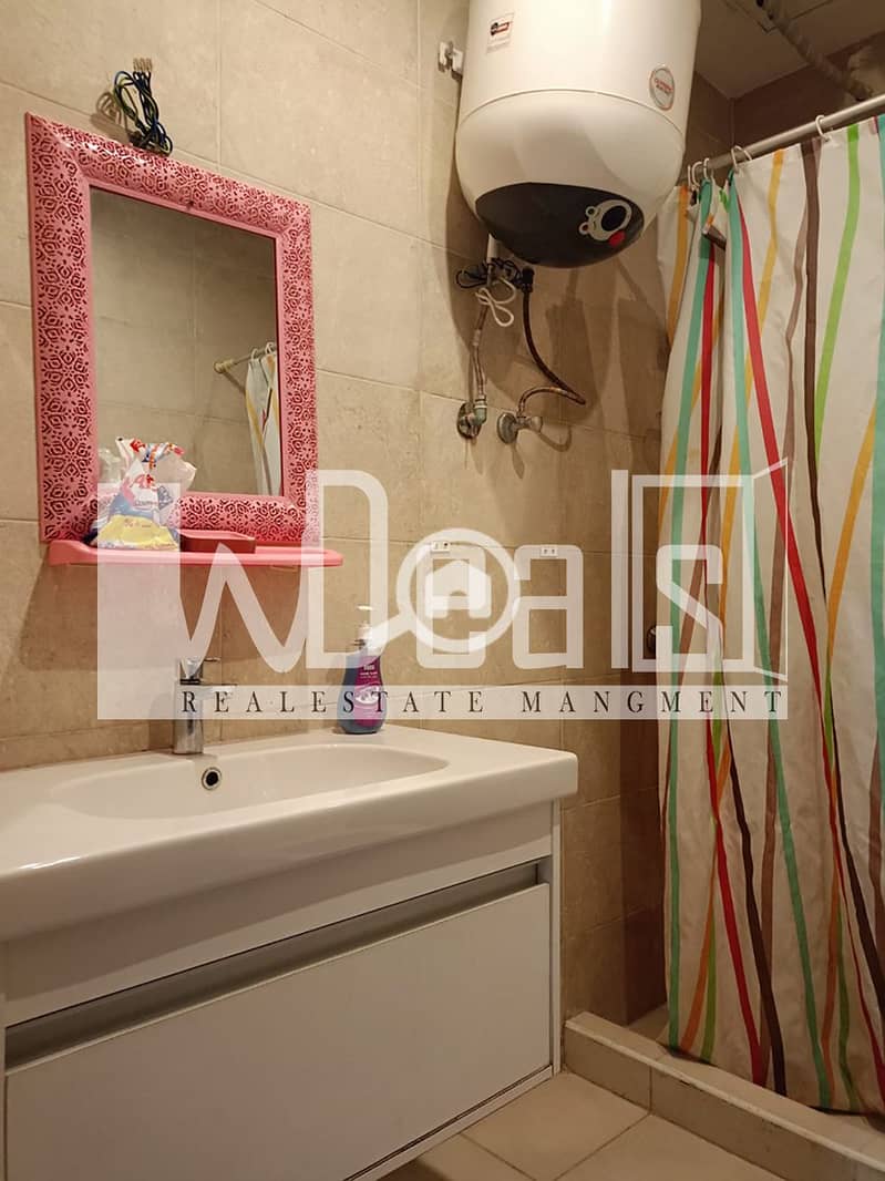 26 e317cc2c-5068-4376-afd0-d7dcc3e1c9fd. jpg