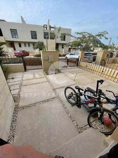 4 Bedroom Townhouse for Sale in 6th of October, Giza - IMG-20250929-WA0137. jpg