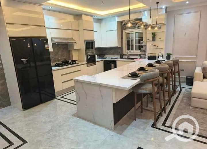 6 496774871_542059718758925_3148016871255486366_n. jpg