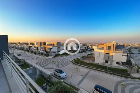 4 Bedroom Twin House for Sale in Sheikh Zayed, Giza - assets_task_01jzn1dne8e95sq69z78jswjjh_1751979187_img_0. jpg