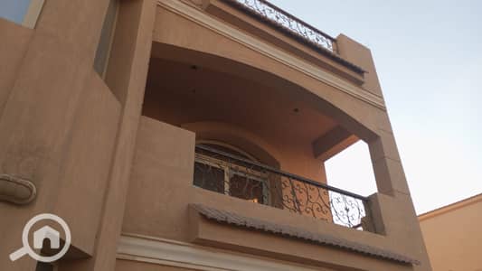 6 Bedroom Villa for Sale in 6th of October, Giza - WhatsApp Image 2025-09-29 at 2.50. 42 PM (3). jpeg