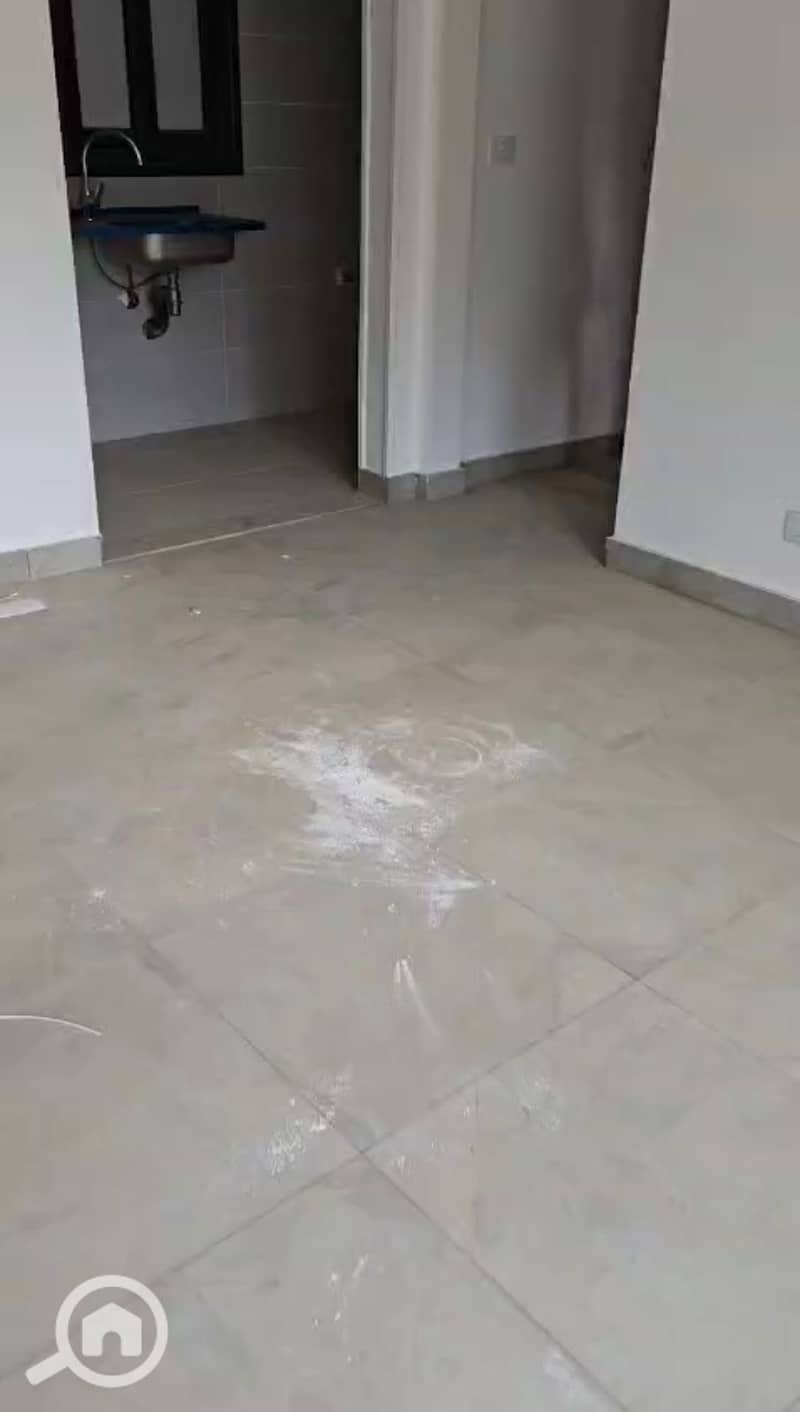 3 e34975f2-3dd3-4768-9a16-cd47113a3c8d. jpeg