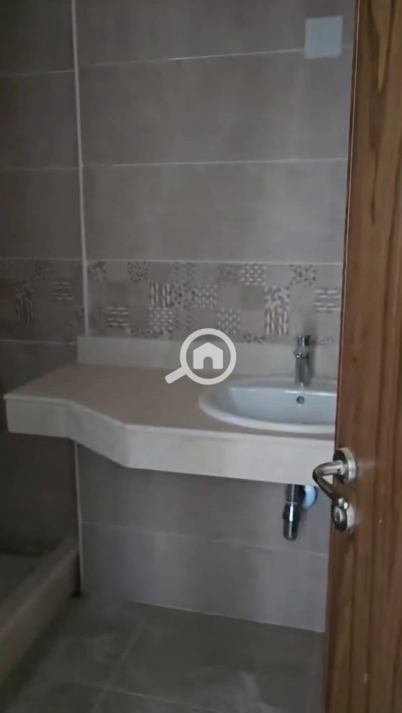 5 3f190ef7-714b-4038-a2e8-1bcb8227178f. jpeg