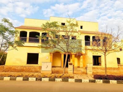 5 Bedroom Villa for Sale in Madinaty, Cairo - 0. jpg