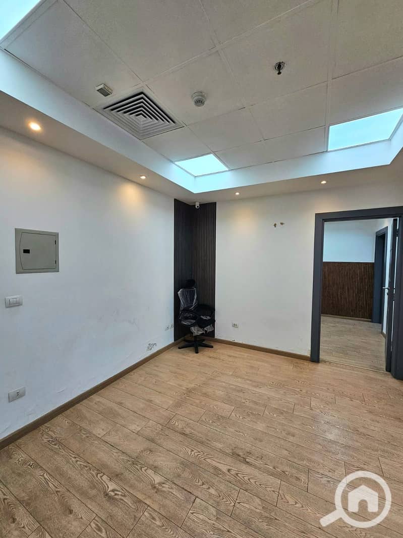 4 aa78d967-e264-4acc-9221-8c020e3f19d7. jpeg