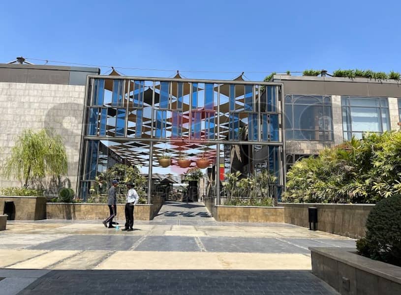 8 f87d2761-041a-4d2c-b0d4-3c8935b7a102. jpg