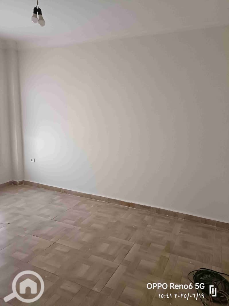 2 1000053440. jpg