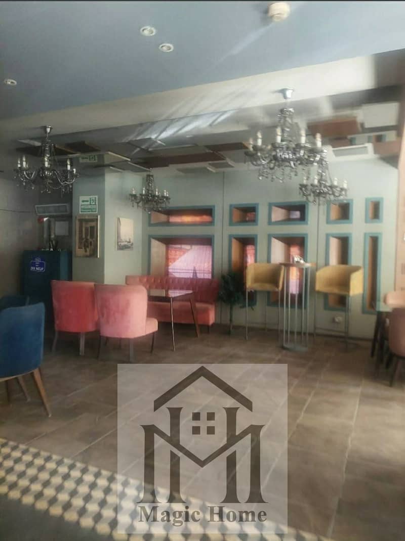 2 f843cbcb-13c2-43d8-8a54-6c483bcfb59d. jpg