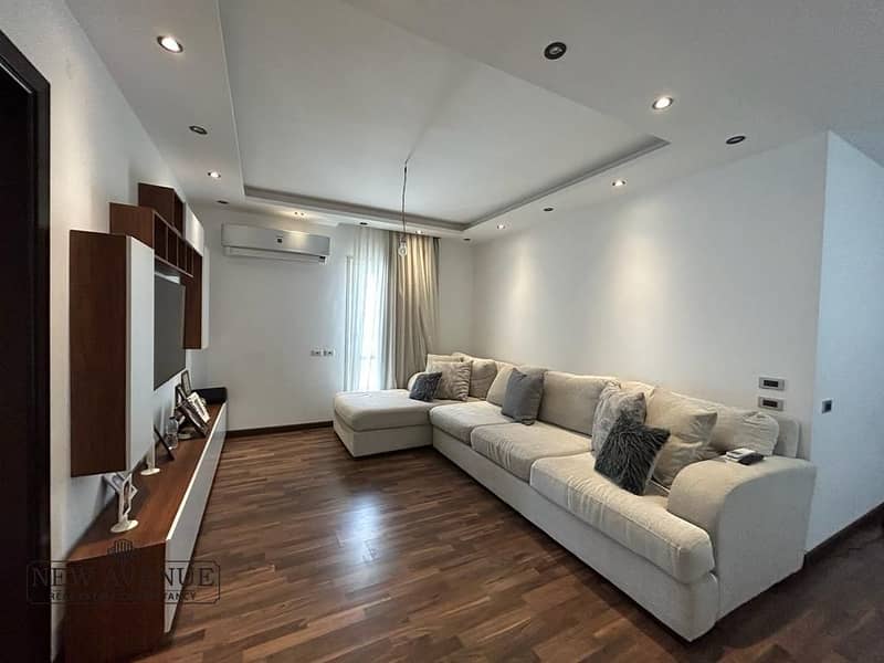 5 74db9d63-4f96-4805-bdfd-a27a71a9e918. jpeg