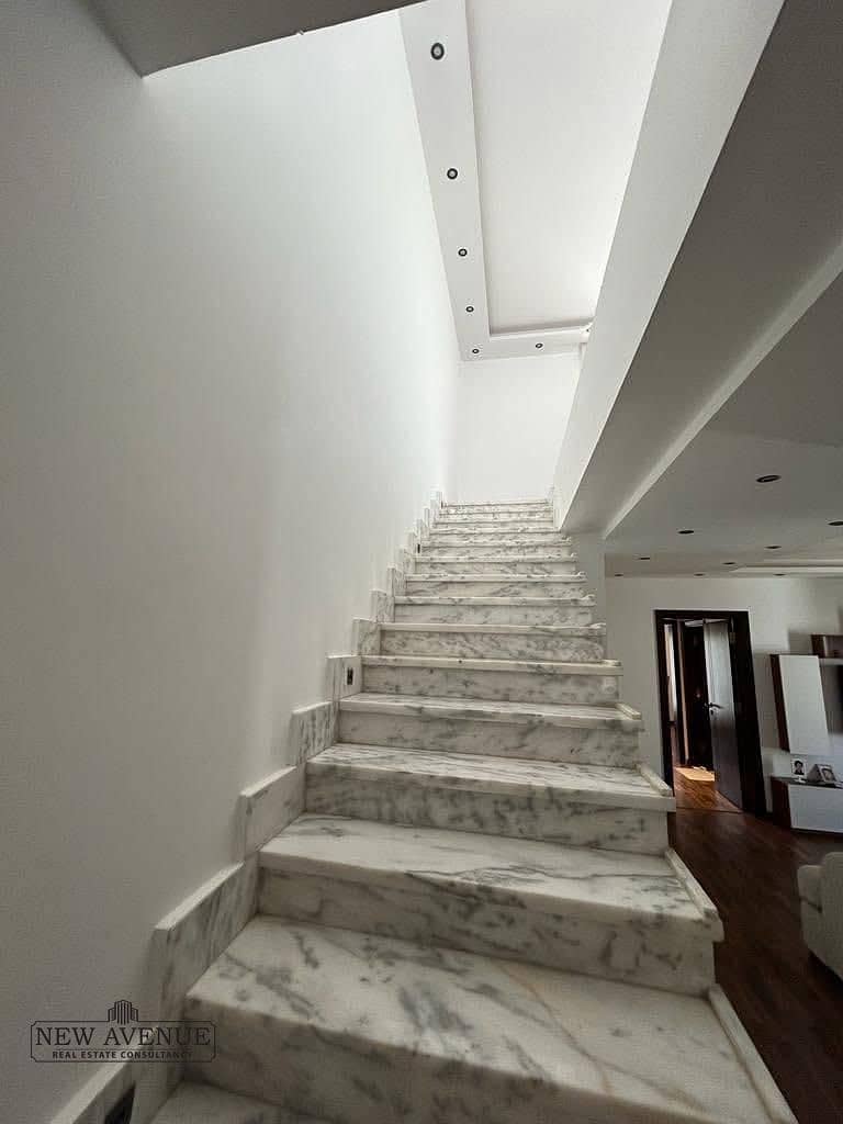 8 227a6d92-f5b2-45f0-a0f6-f61cc852aea1. jpeg