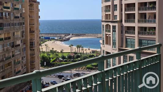 فلیٹ 3 غرف نوم للبيع في سان ستيفانو، الإسكندرية - IMG-20250930-WA0067. jpg