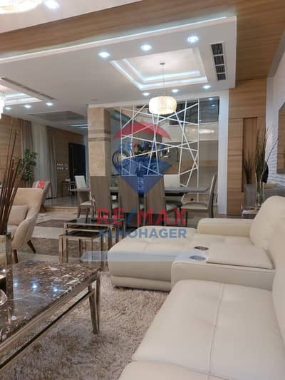 4 Bedroom Villa for Sale in Sheikh Zayed, Giza - WhatsApp Image 2025-09-30 at 1.00. 17 PM. jpeg