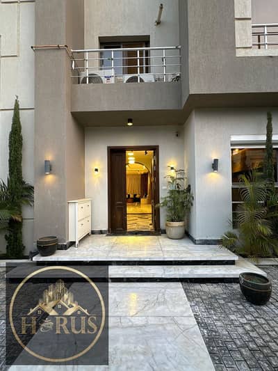 فیلا 4 غرف نوم للايجار في 6 أكتوبر، الجيزة - WhatsApp Image 2025-04-22 at 01.04. 10_de3dcdee. jpg