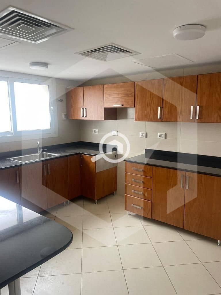 8 Jasper Woods New Giza 8. jpg