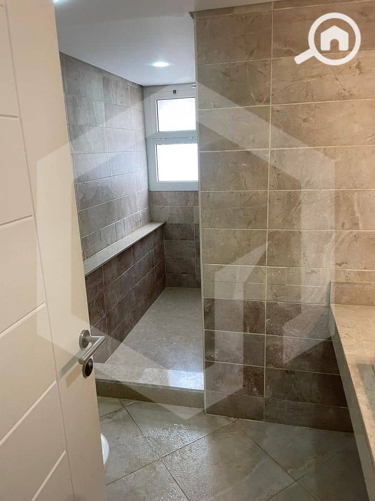 9 Jasper Woods New Giza 9. jpg